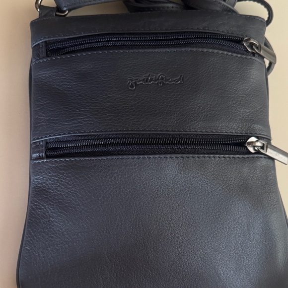 Justified Women’s Navy Leather Crossbody Bag OS NWOT - Picture 6 of 16